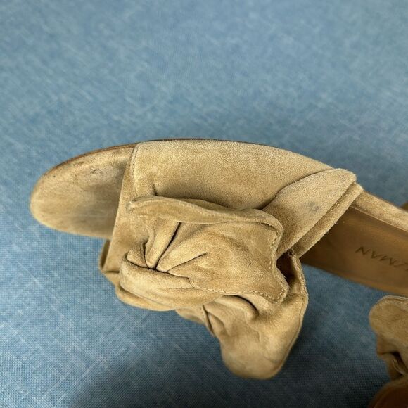 STUART WEITZMAN Suede Beige Bow Accents Mule Sandals Slides Size 7 M - Picture 7 of 11